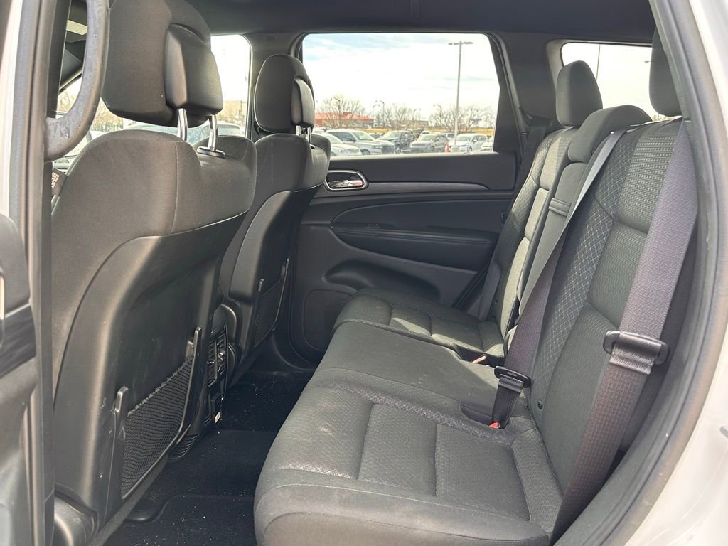 Used 2019 Jeep Grand Cherokee Laredo image 14