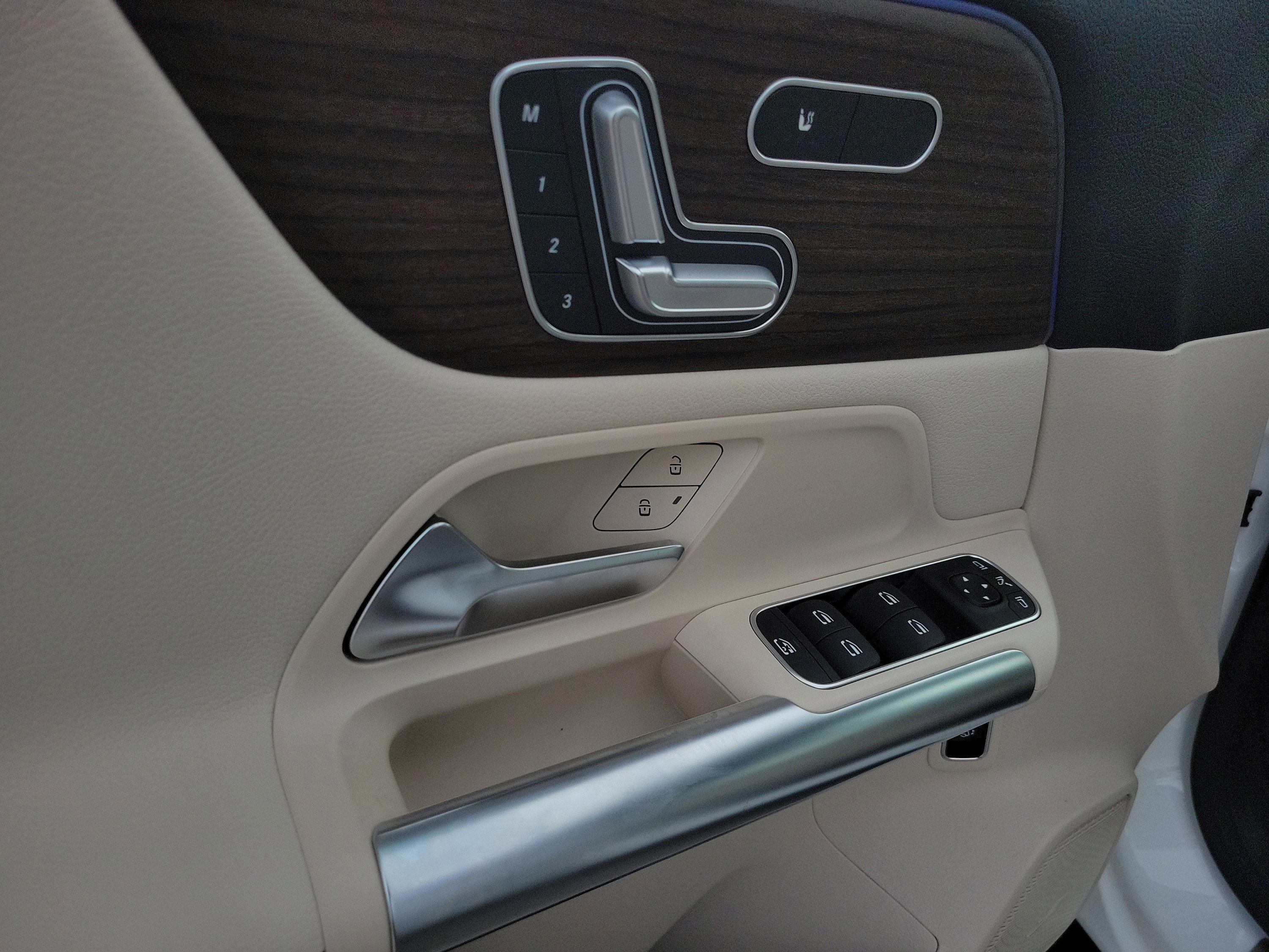 Certified 2026 Mercedes-Benz GLA 250 image 17