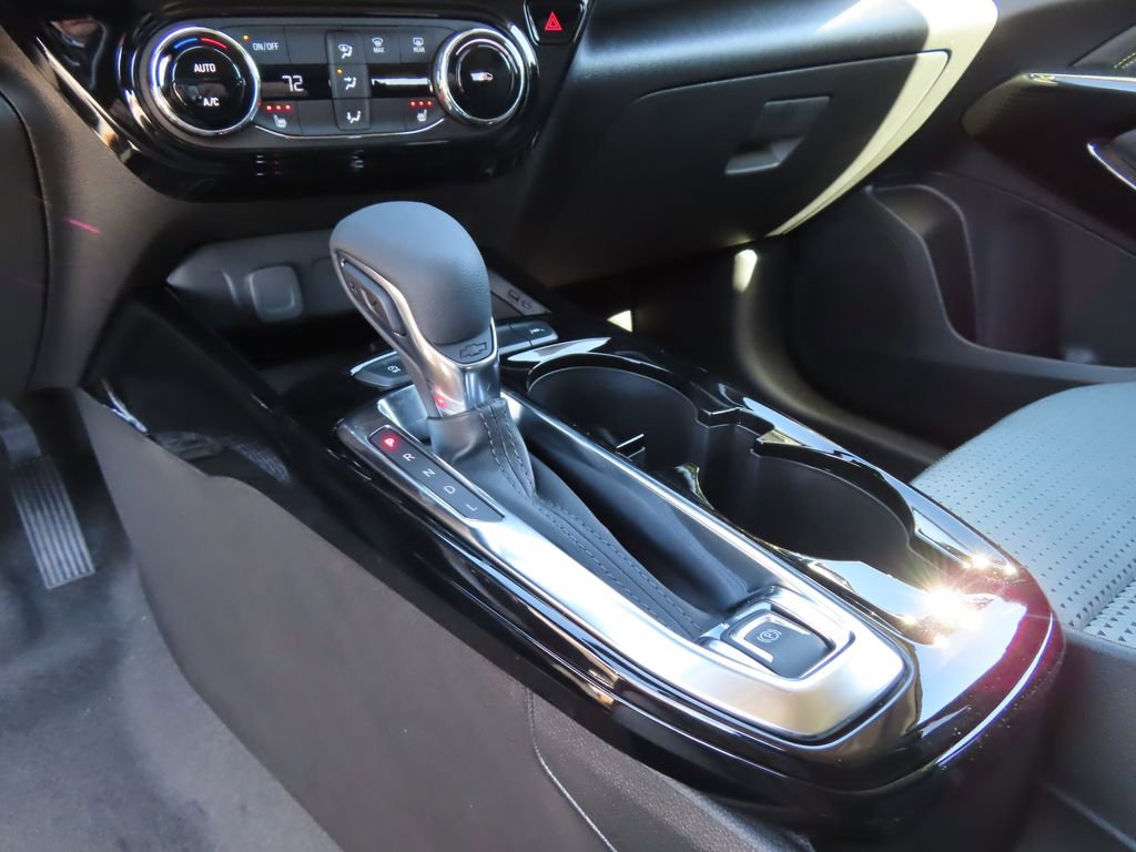 New 2026 Chevrolet Trax LT w/ Driver Confidence Package FWD image 6