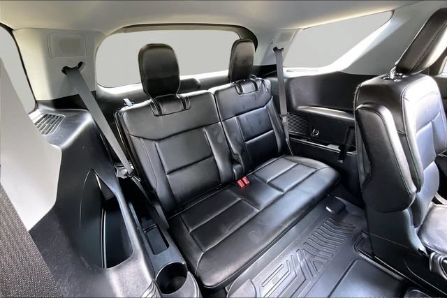Used 2021 Ford Explorer Limited AWD/4WD image 18
