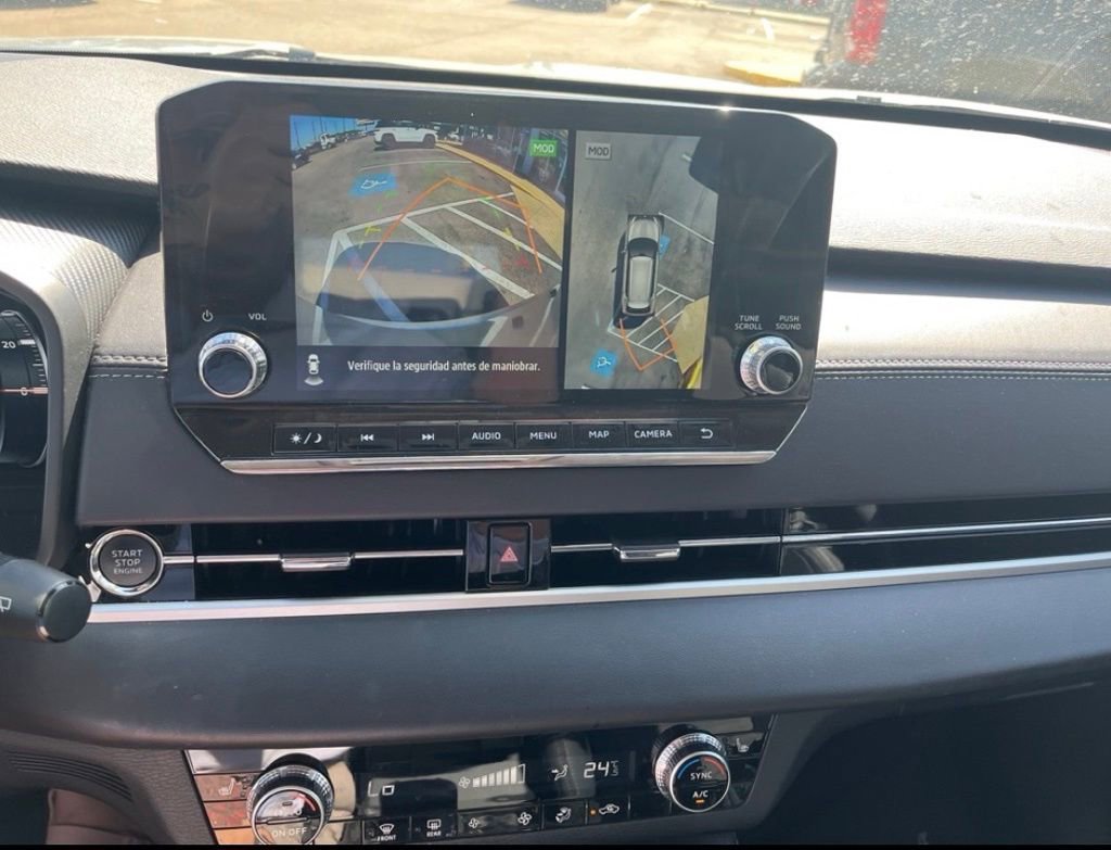 Used 2024 Mitsubishi Outlander SE image 13