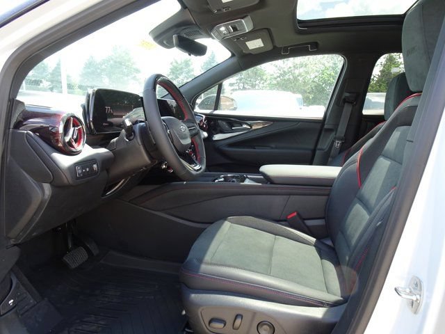 New 2026 Chevrolet Blazer EV RS w/ Super Cruise Package FWD image 6