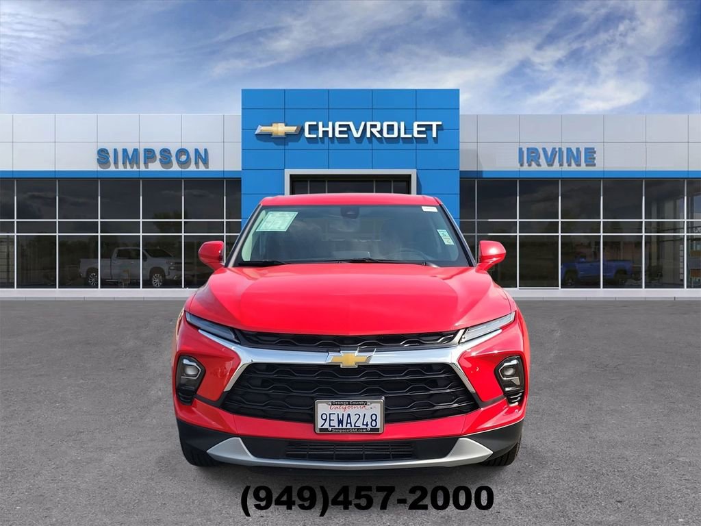 Used 2023 Chevrolet Blazer LT FWD image 3