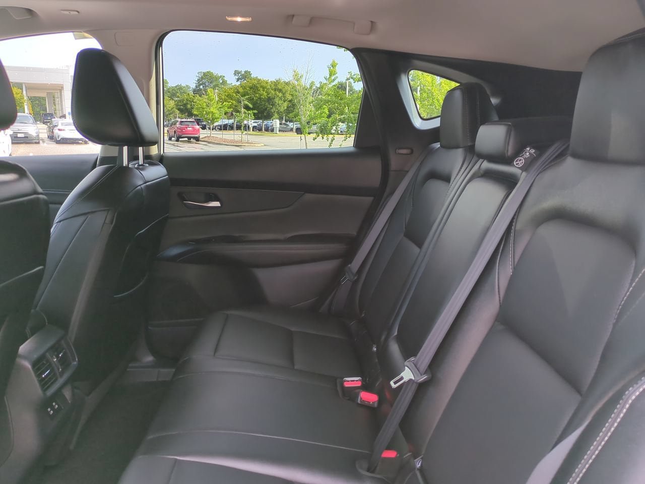 Used 2026 Nissan Murano SL AWD/4WD image 14