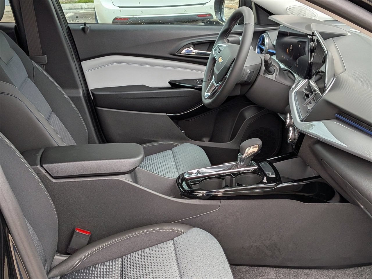 New 2026 Chevrolet Trax LT w/ Driver Confidence Package FWD image 26