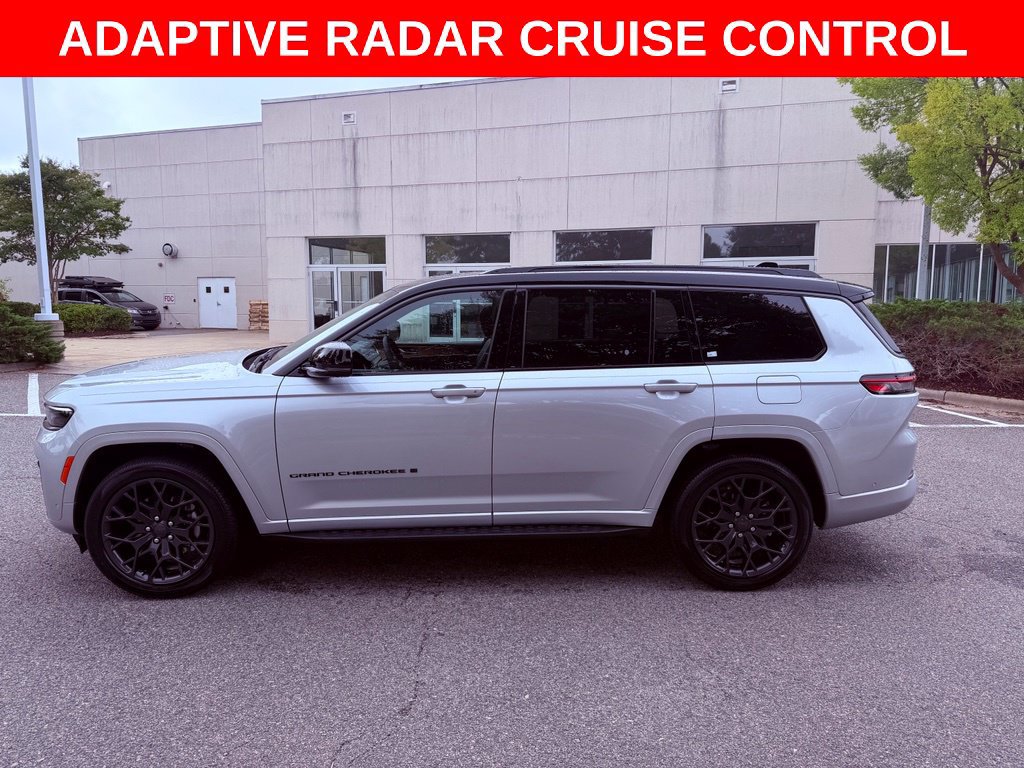 Used 2026 Jeep Grand Cherokee L Summit w/ Obsidian Package AWD/4WD image 4