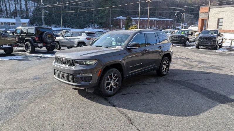 New 2025 Jeep Grand Cherokee Limited image 7