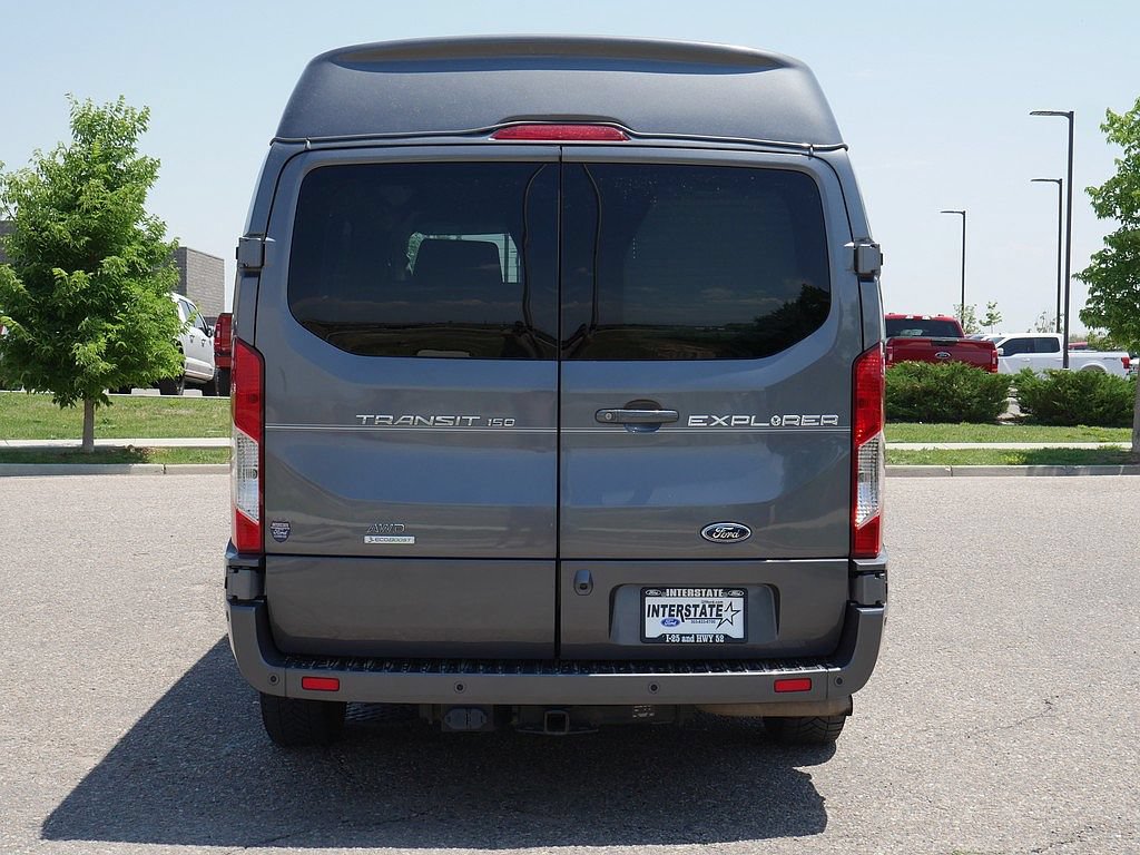 Used 2022 Ford Transit 150 Low Roof AWD image 5