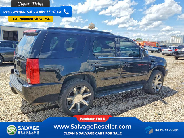 Used 2012 Cadillac Escalade AWD image 4