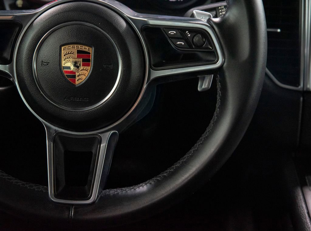 Used 2018 Porsche Macan S image 29