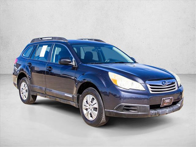 Used 2010 Subaru Outback 2.5i AWD/4WD image 3