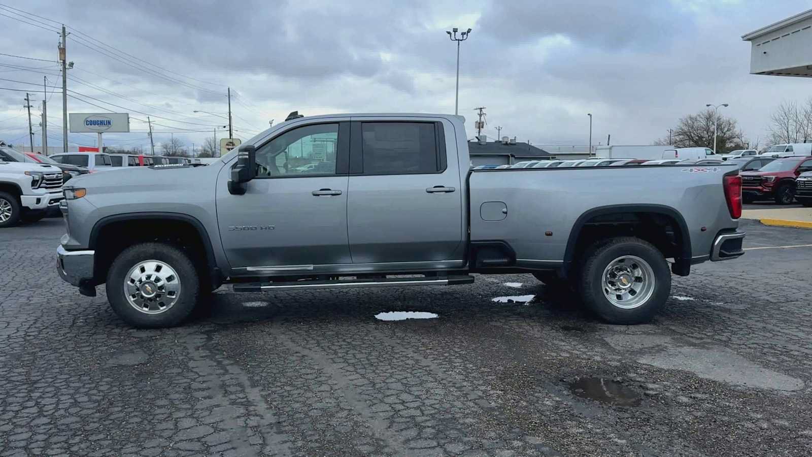 New 2026 Chevrolet Silverado 3500 LT w/ All Star Edition AWD/4WD image 5