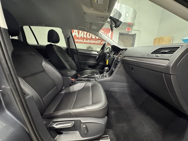 Used 2019 Volkswagen Golf Alltrack S AWD/4WD image 8