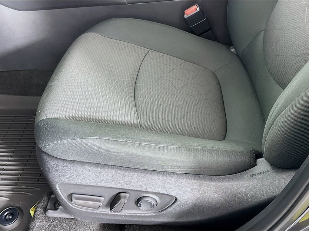 Used 2024 Toyota RAV4 XLE image 20