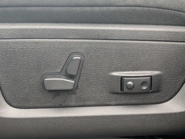 New 2026 RAM 3500 Big Horn AWD/4WD image 20