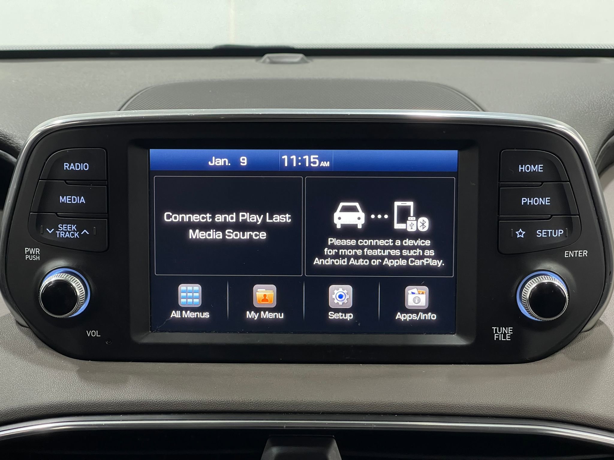 Used 2020 Hyundai Santa Fe SE image 22