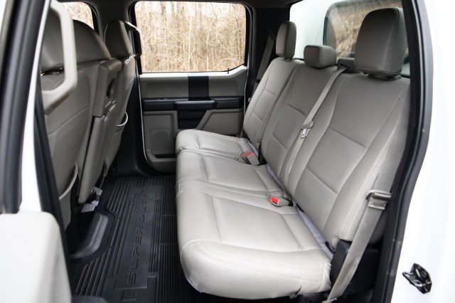 Used 2019 Ford F550 XL / DRW / Knapheide KUV / V8 image 19