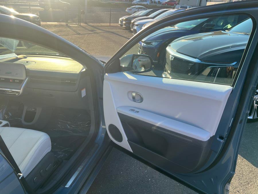 Used 2023 Hyundai Ioniq 5 Limited w/ Cargo Package image 41