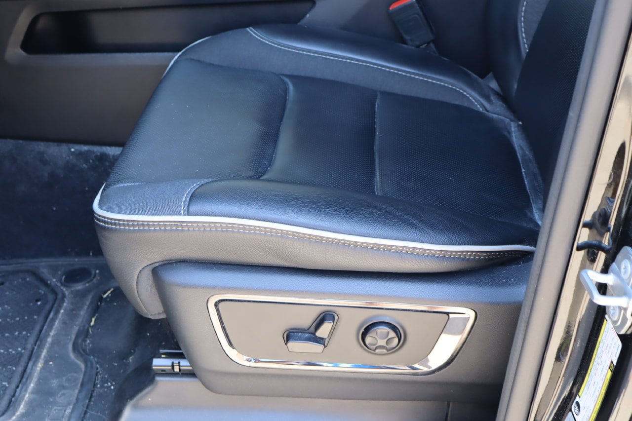 Used 2025 RAM 1500 Limited AWD/4WD image 15