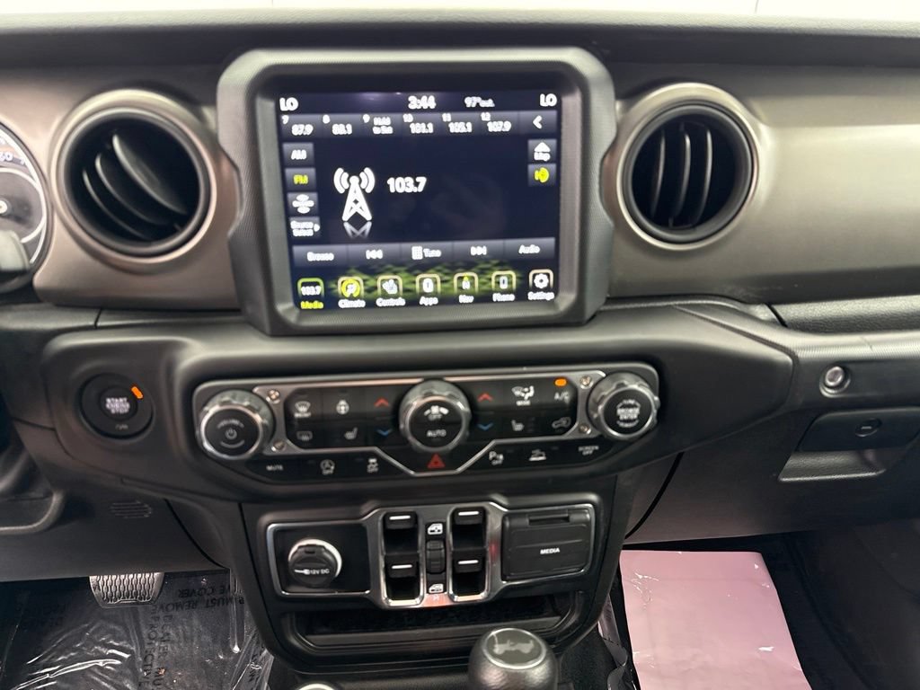 Used 2022 Jeep Wrangler Unlimited Sport AWD/4WD image 21