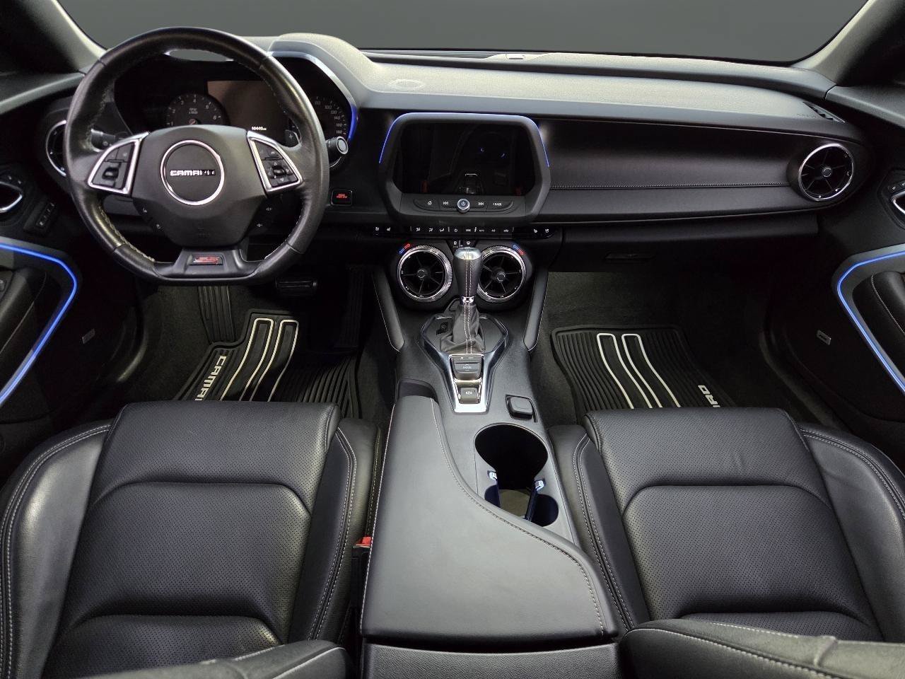 Used 2018 Chevrolet Camaro SS RWD image 16