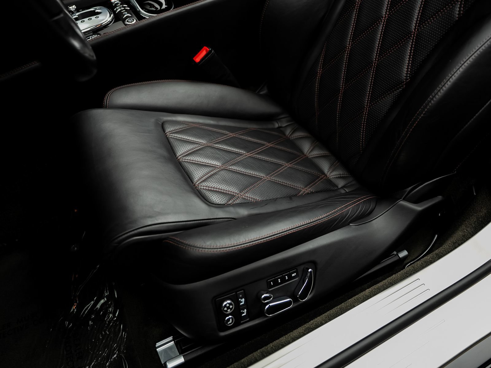 Used 2013 Bentley Continental GT AWD/4WD image 34