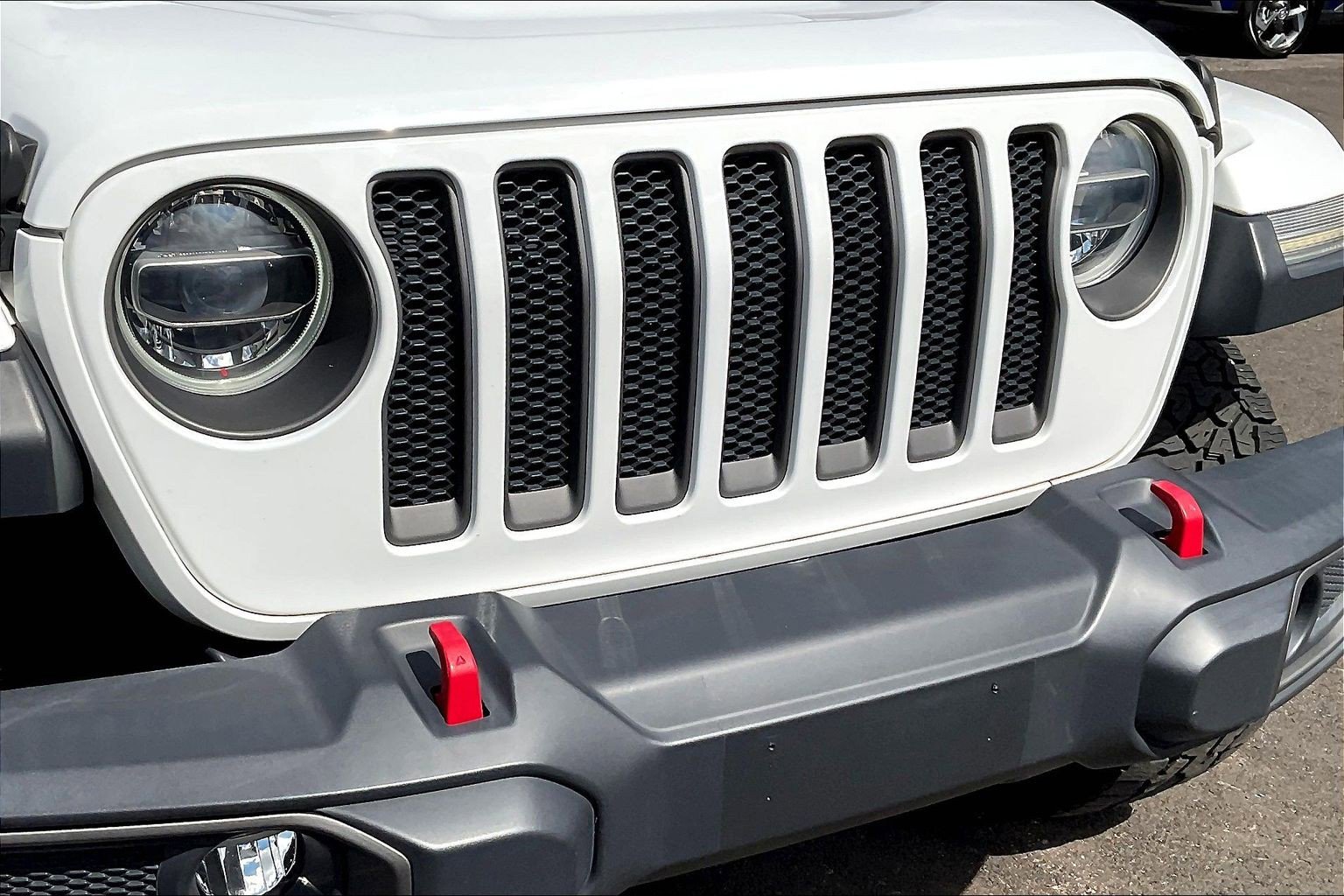 Used 2018 Jeep Wrangler Unlimited Rubicon w/ Dual Top Group AWD/4WD image 32