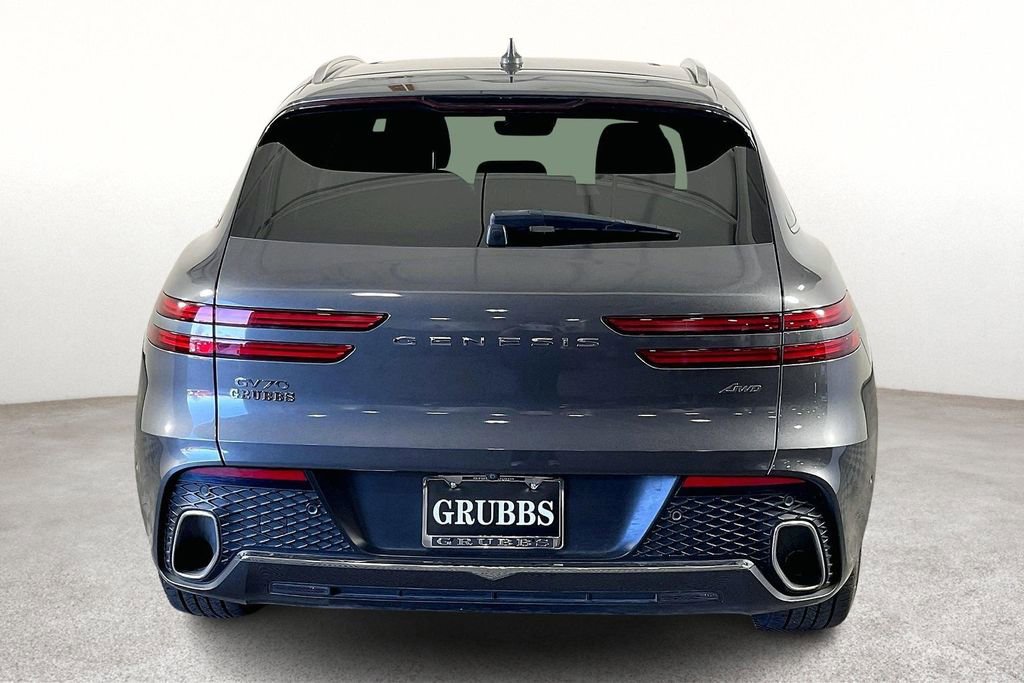 Used 2022 Genesis GV70 2.5T w/ Advanced Package image 6