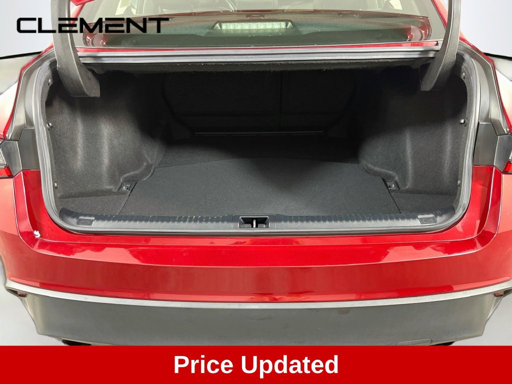 Used 2022 Lexus IS 300 w/ Accessory Package RWD image 9