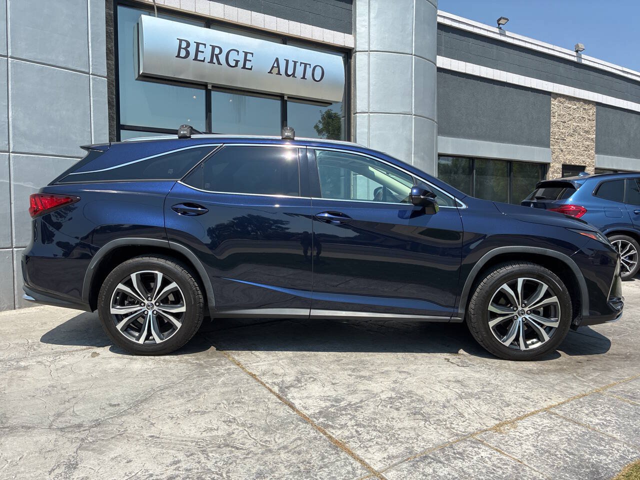 Used 2020 Lexus RX 350L Premium w/ Premium Package AWD/4WD image 6
