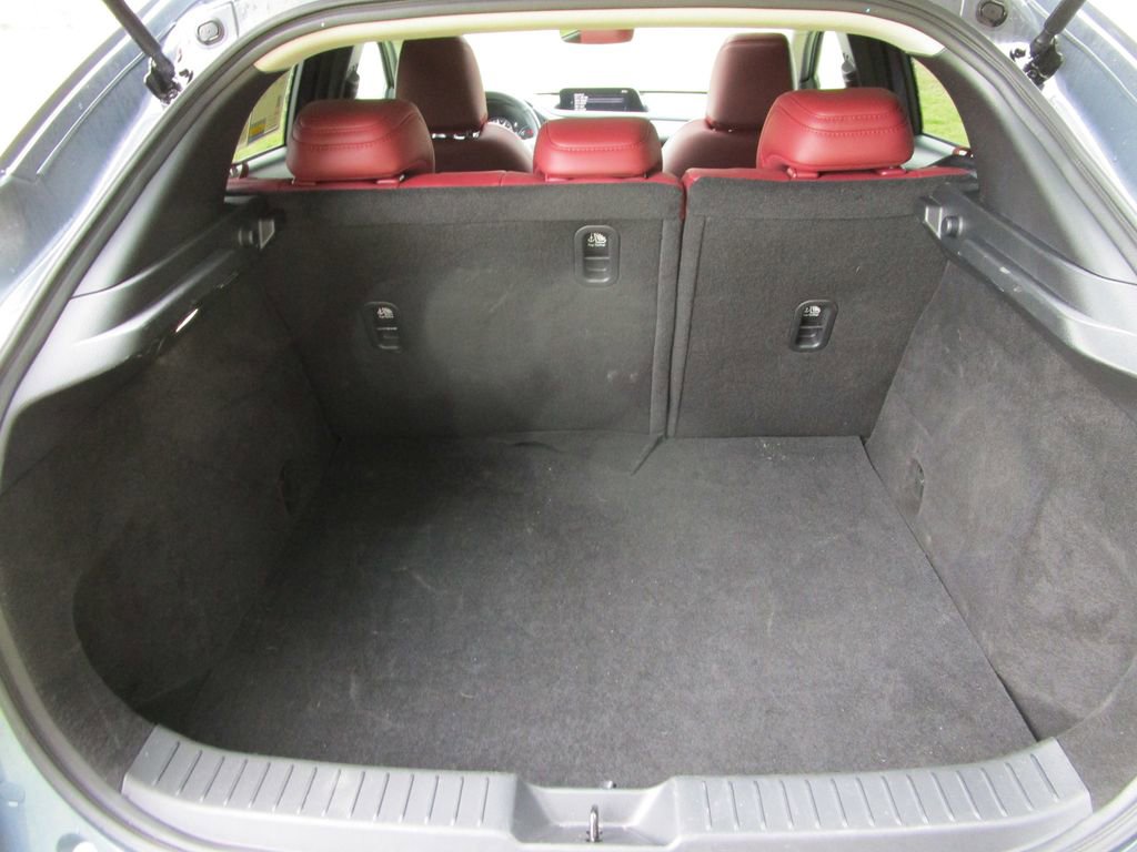 Used 2025 MAZDA CX-30 AWD 2.5 S w/ Preferred Package image 12