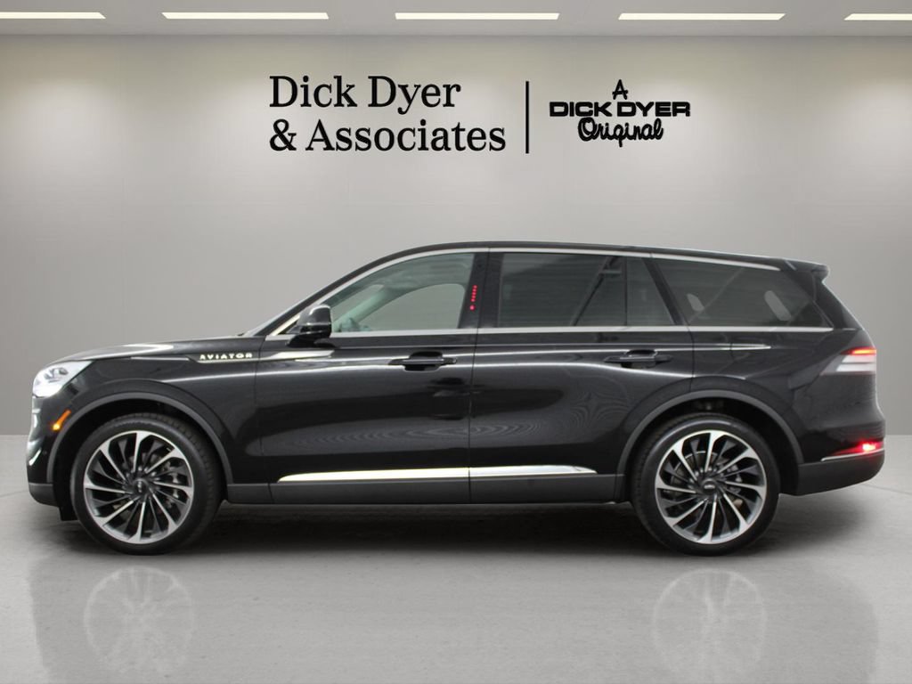 Used 2020 Lincoln Aviator Reserve w/ Equipment Group 202A AWD/4WD image 15