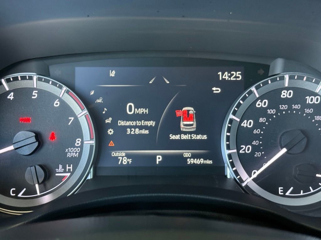 Certified 2023 Toyota Highlander XLE image 27