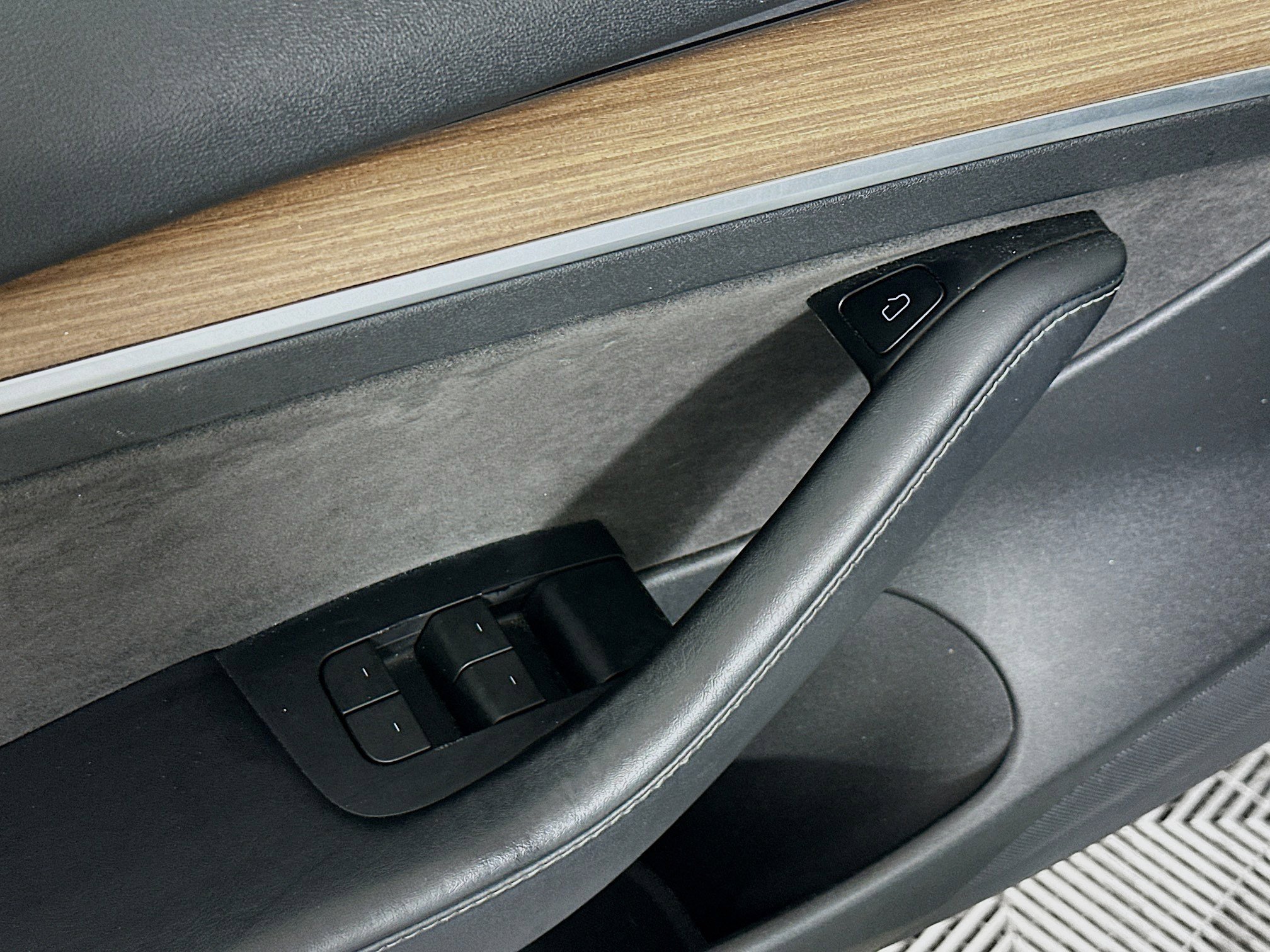 Used 2022 Tesla Model 3 image 15