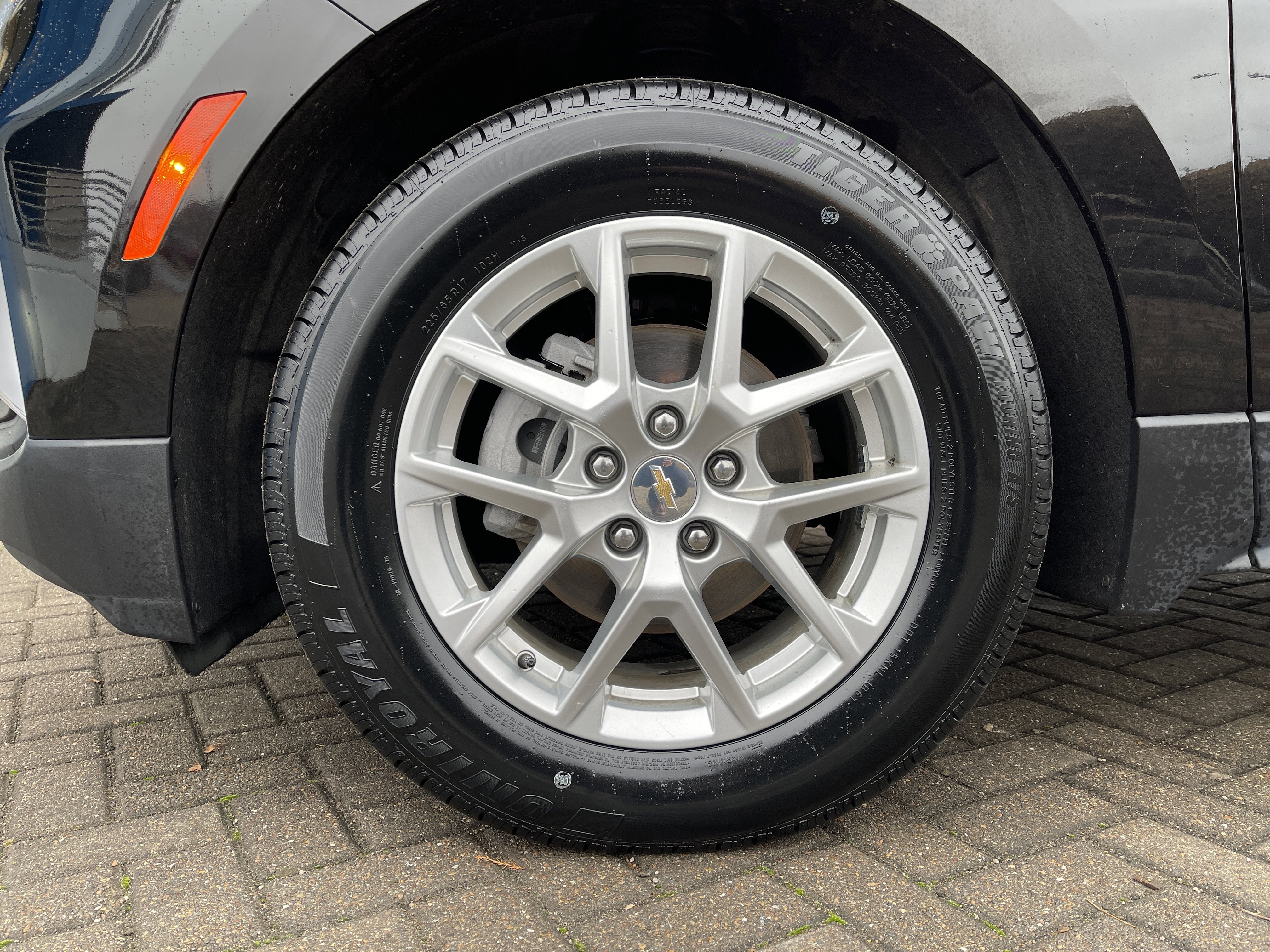 Used 2022 Chevrolet Equinox LT image 11