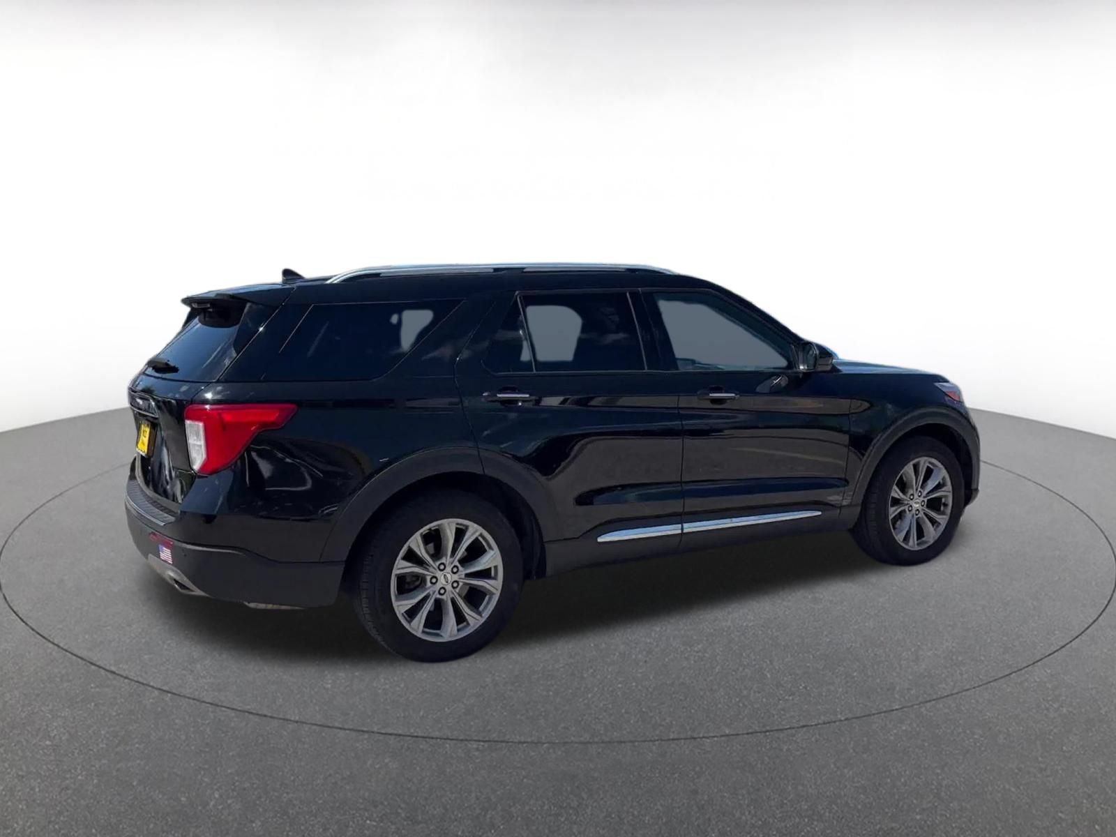 Used 2024 Ford Explorer Limited RWD image 11
