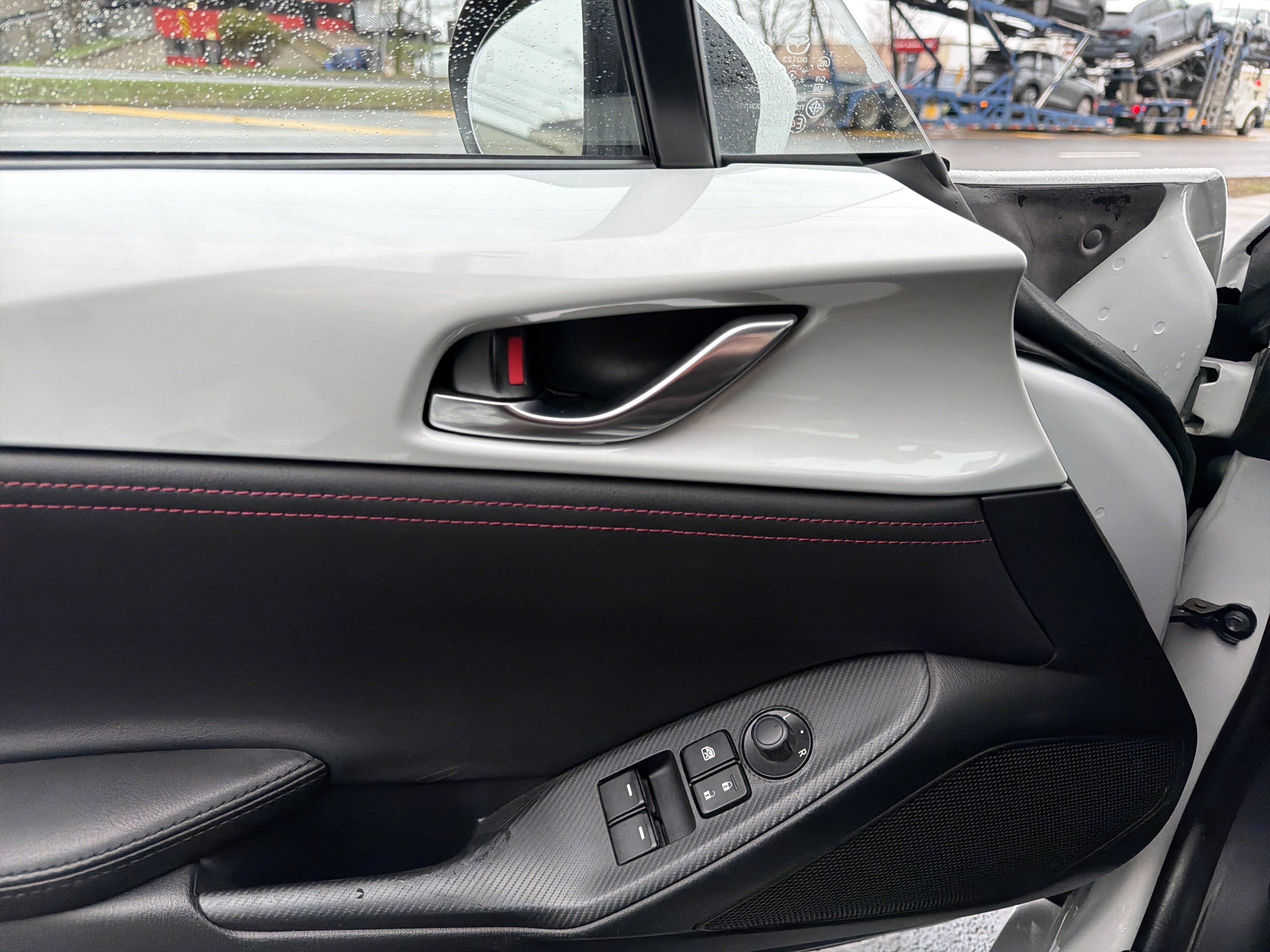 Used 2019 MAZDA MX-5 Miata RF Grand Touring w/ Appearance Package RWD image 13