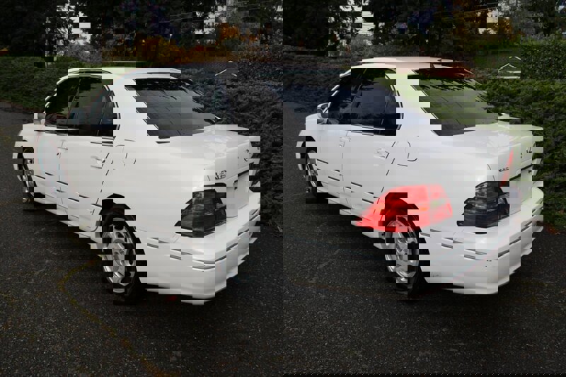 Used 2001 Lexus LS 430 image 4