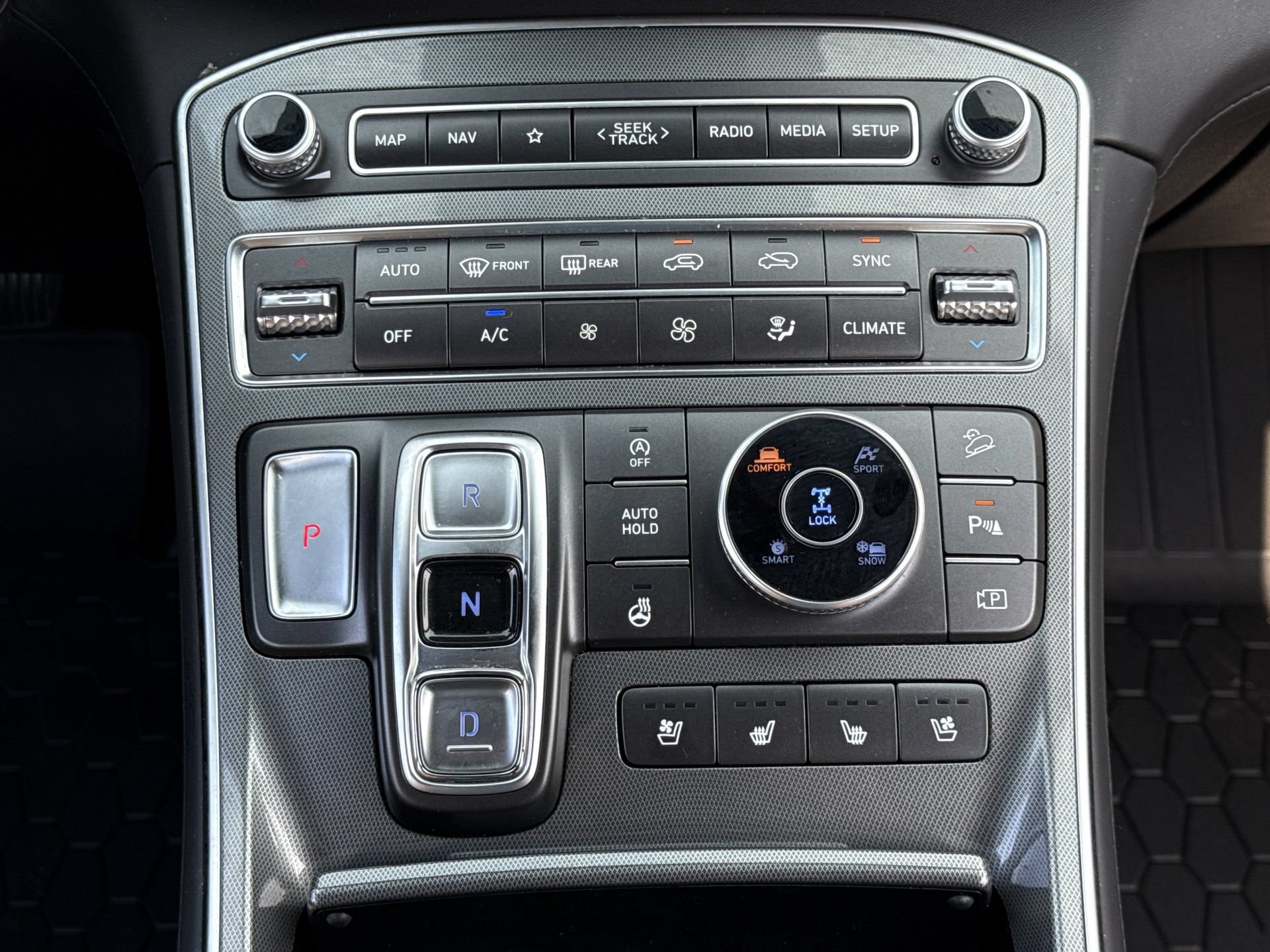 Used 2023 Hyundai Santa Fe Calligraphy AWD/4WD image 7
