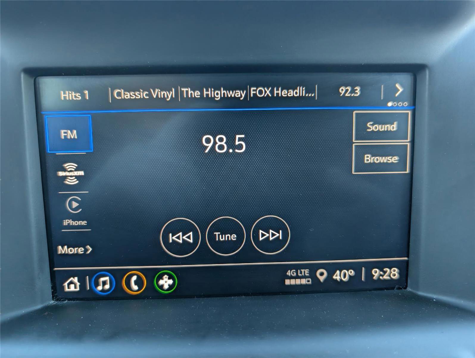 Used 2024 GMC Terrain SLE image 14