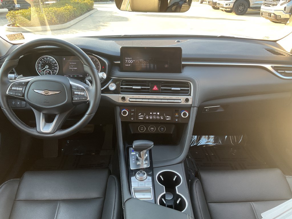 Used 2026 Genesis G70 2.5T AWD/4WD image 19
