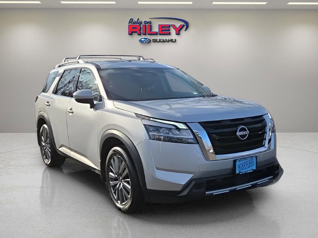 Used 2024 Nissan Pathfinder SL w/ SL Premium Package image 7