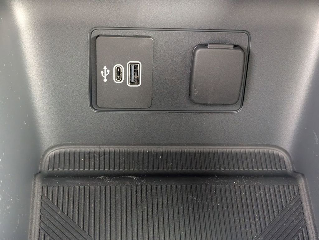 New 2026 Ford Explorer ST-Line image 38