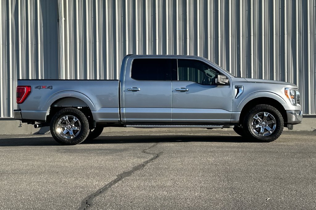 Used 2022 Ford F150 XLT w/ Equipment Group 302A High AWD/4WD image 11