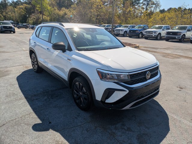 Used 2024 Volkswagen Taos S image 3