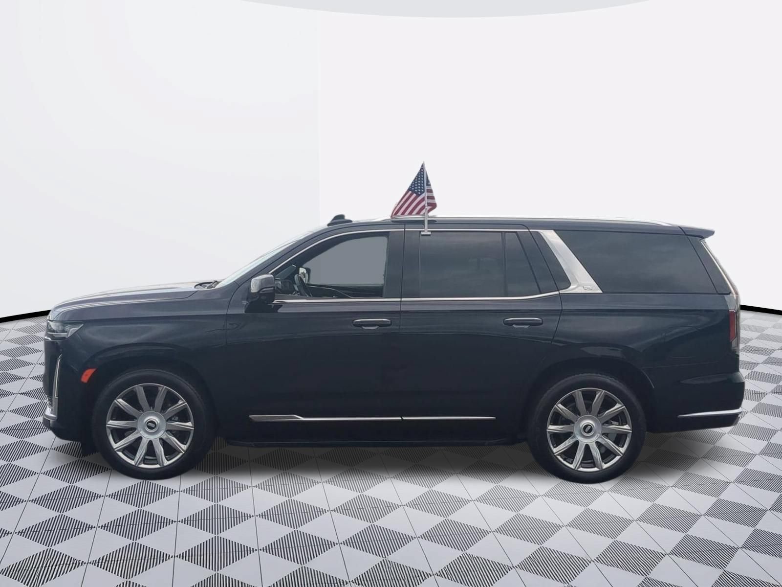 Certified 2023 Cadillac Escalade Premium Luxury Platinum AWD/4WD image 4