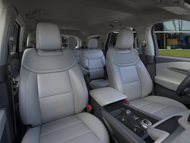 New 2026 Ford Explorer Active w/ Active Comfort Package image 10