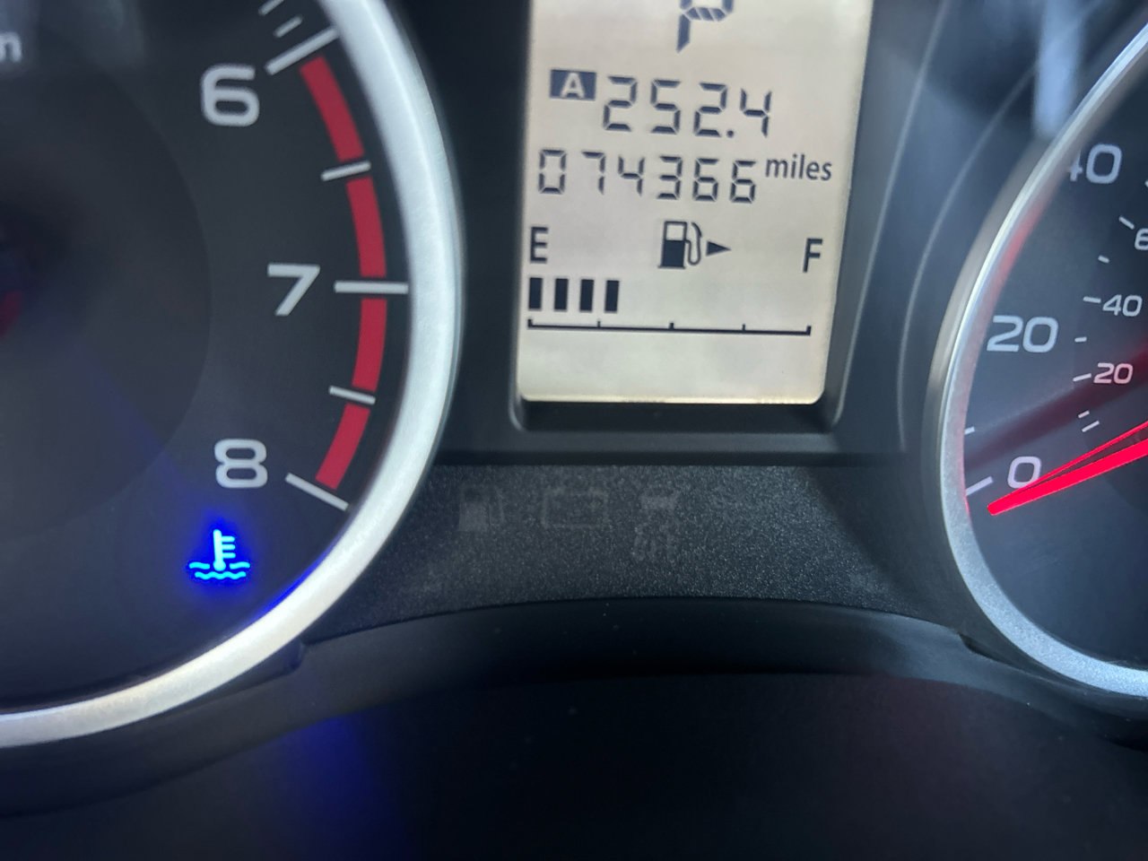 Used 2017 Subaru Forester 2.5i Premium w/ All-Weather Package image 10