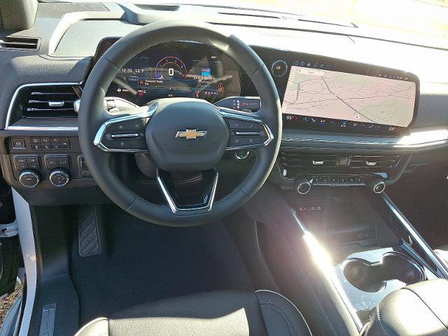 New 2026 Chevrolet Suburban Premier image 7