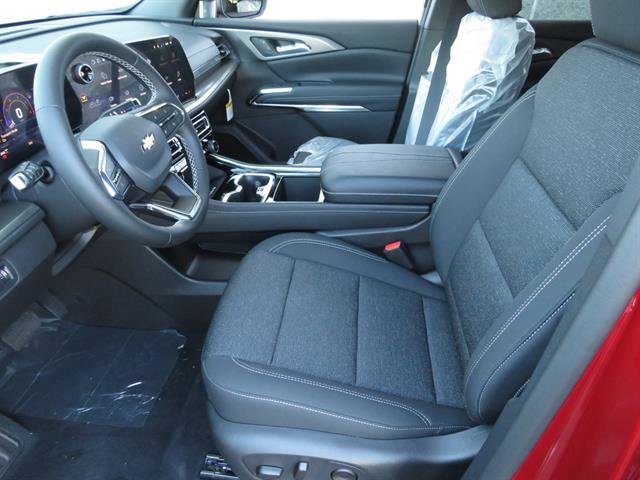 New 2026 Chevrolet Traverse LT w/ Driver Confidence Package image 17